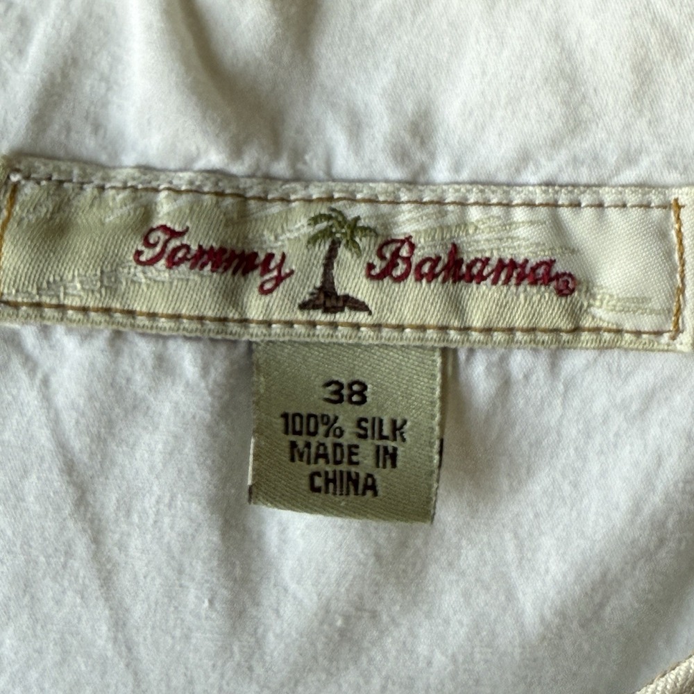 Tommy Bahama Silk Beige Shorts Mens 38 Waist Pleats - Picture 3 of 7